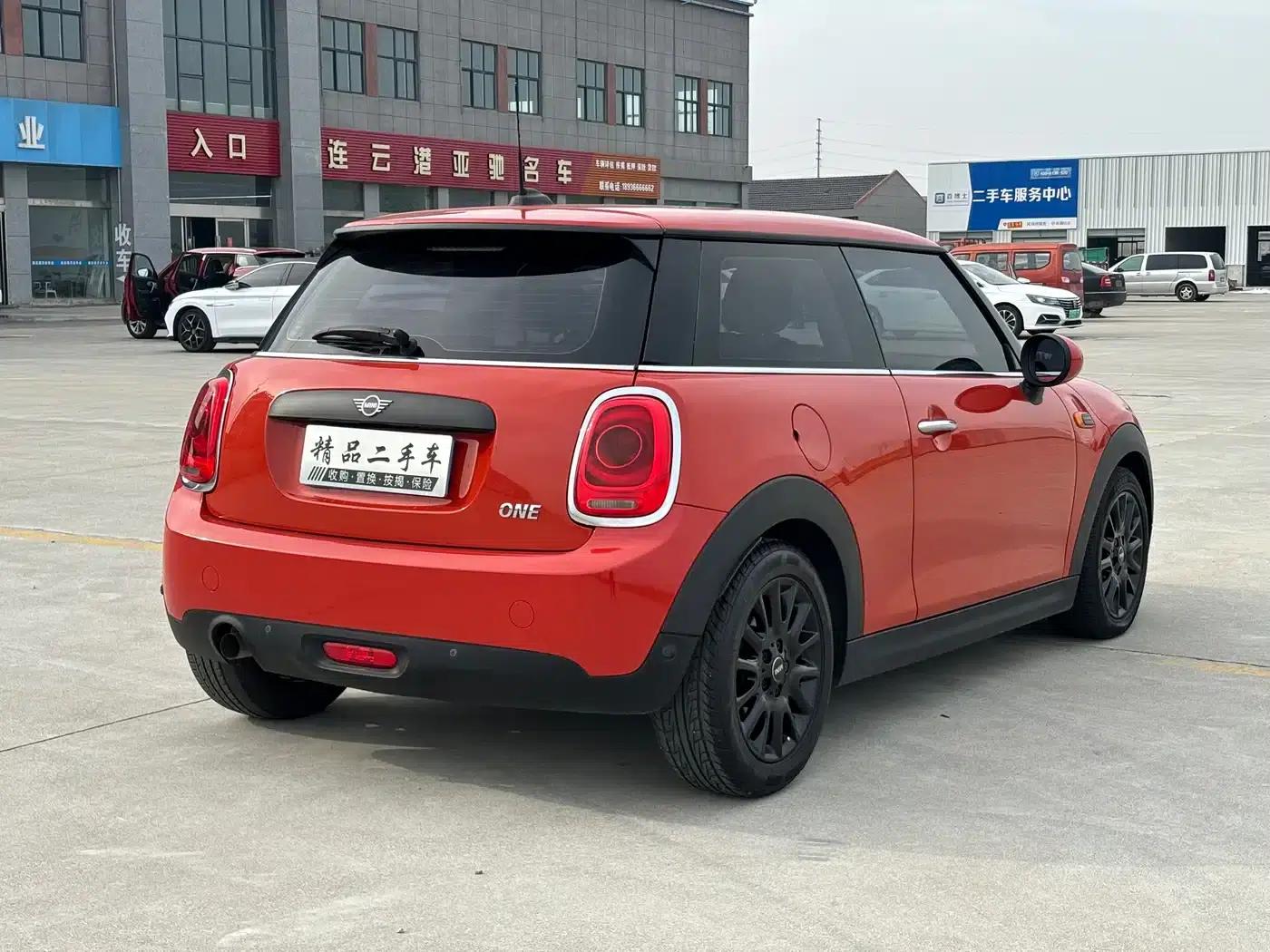 2018 MINI 1.5T ONE PLUS — миниатюра 5
