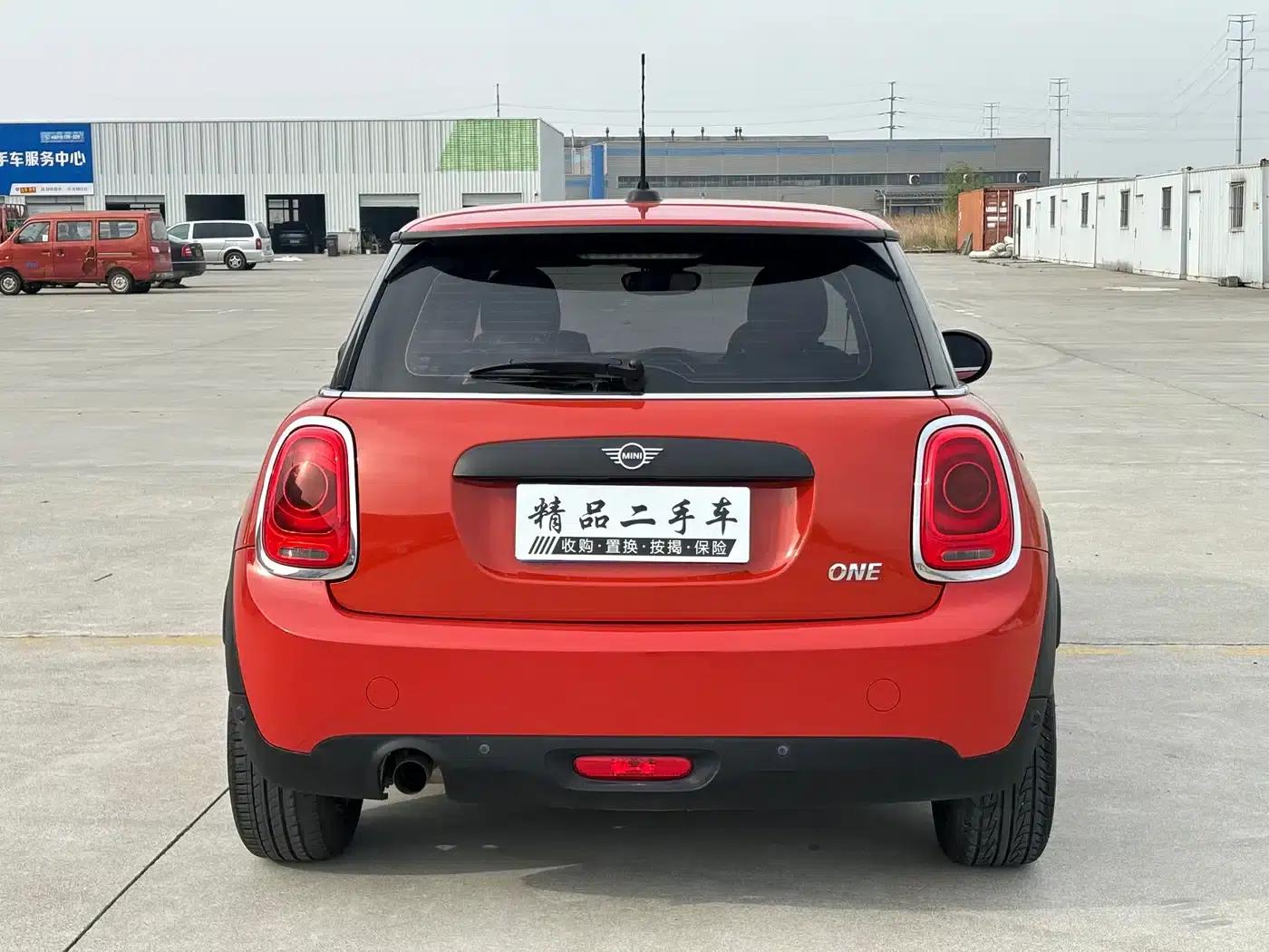 2018 MINI 1.5T ONE PLUS — миниатюра 8