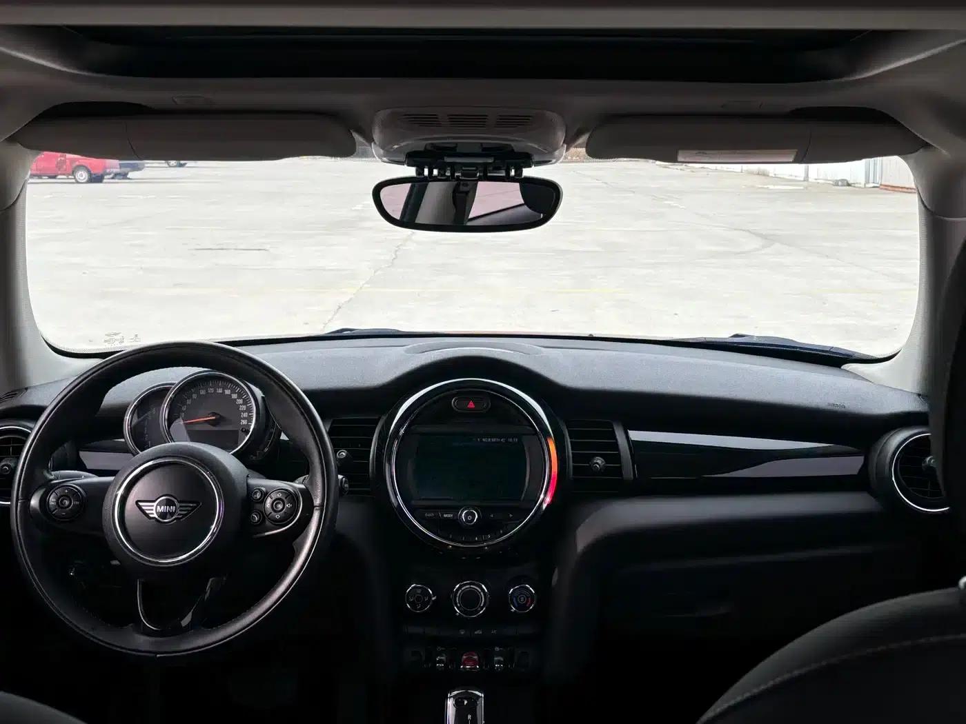 2018 MINI 1.5T ONE PLUS — миниатюра 10