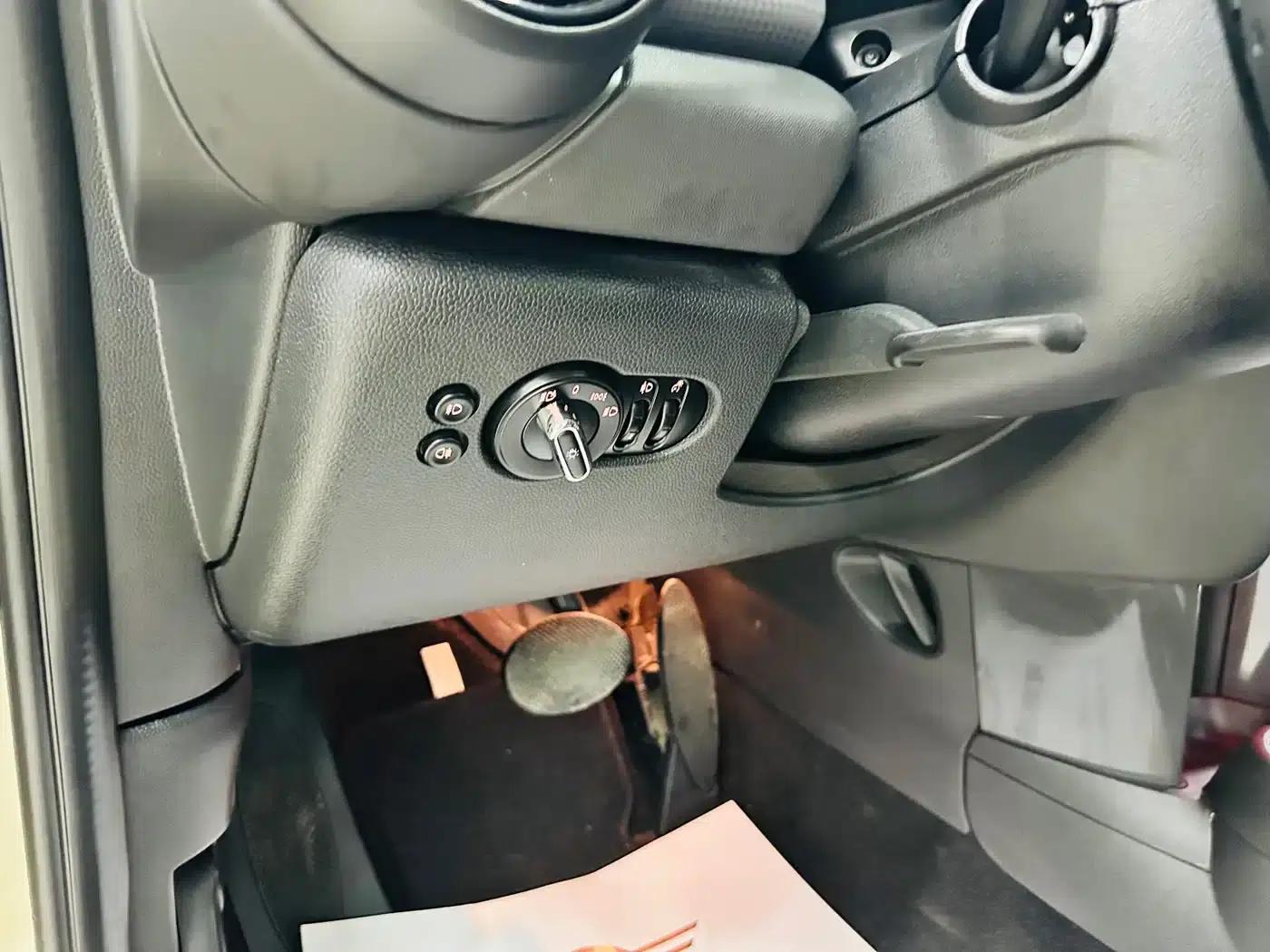 2016 MINI 1.5T COOPER — миниатюра 28
