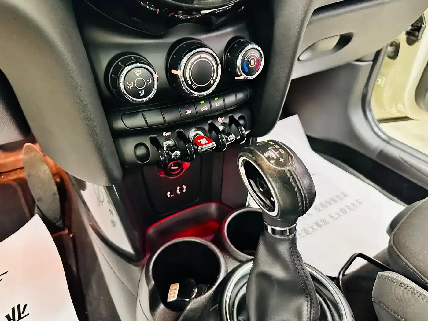 2016 MINI 1.5T COOPER — миниатюра 33