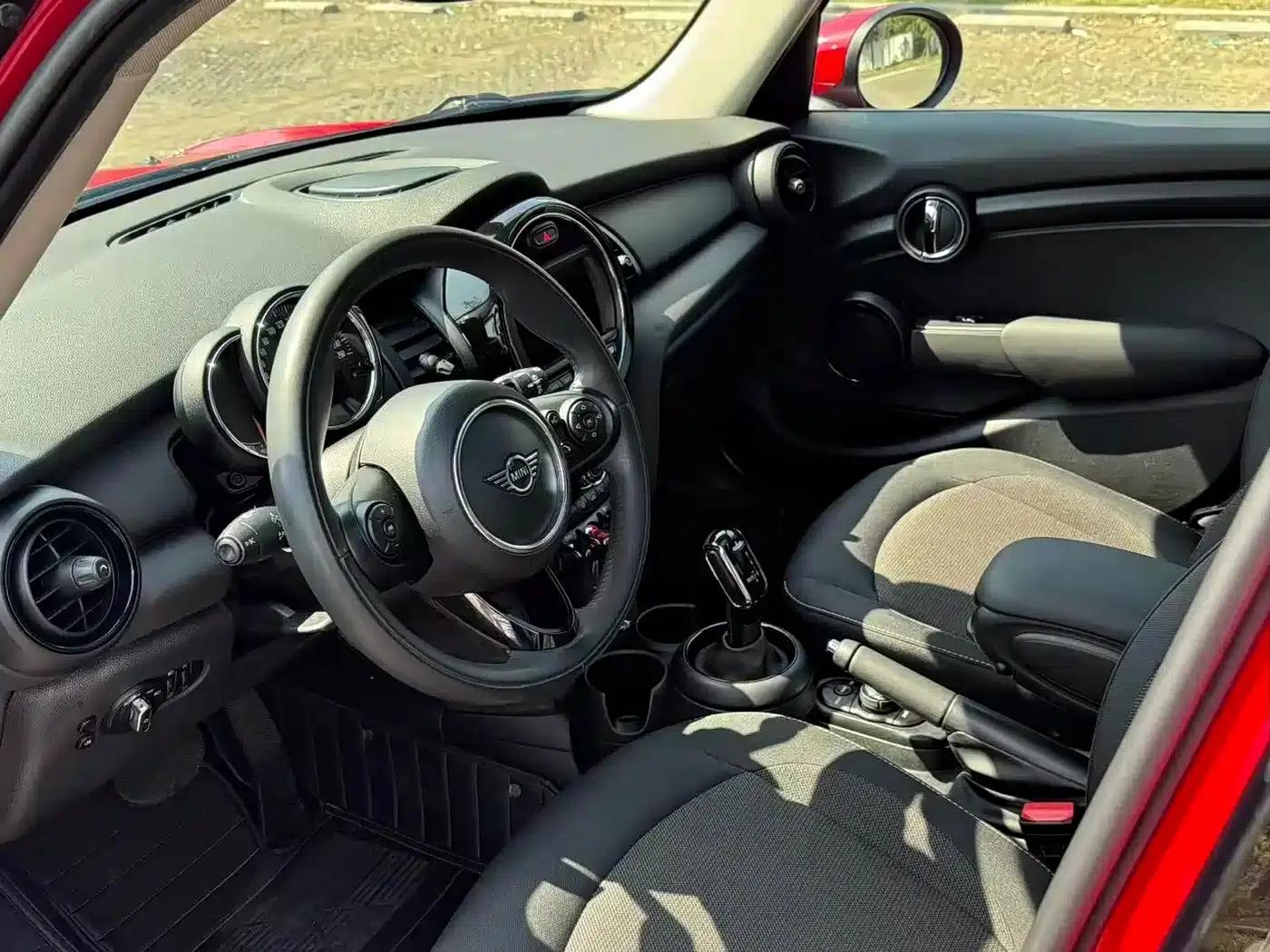2018 MINI 1.5T ONE 5-Door Edition — миниатюра 15