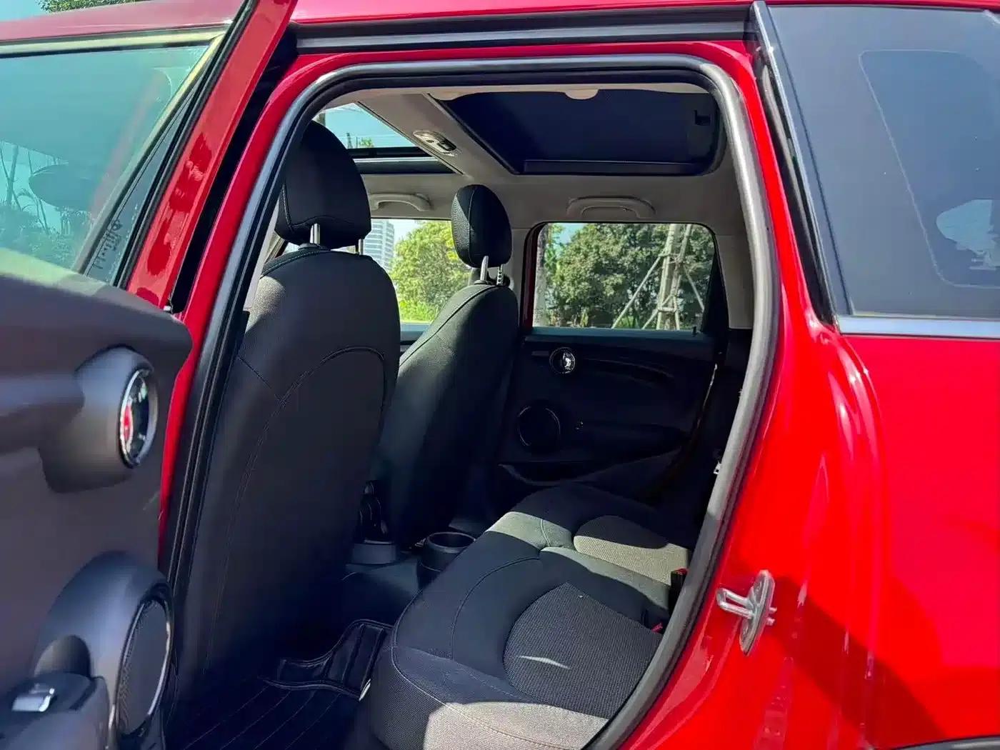 2018 MINI 1.5T ONE 5-Door Edition — миниатюра 9