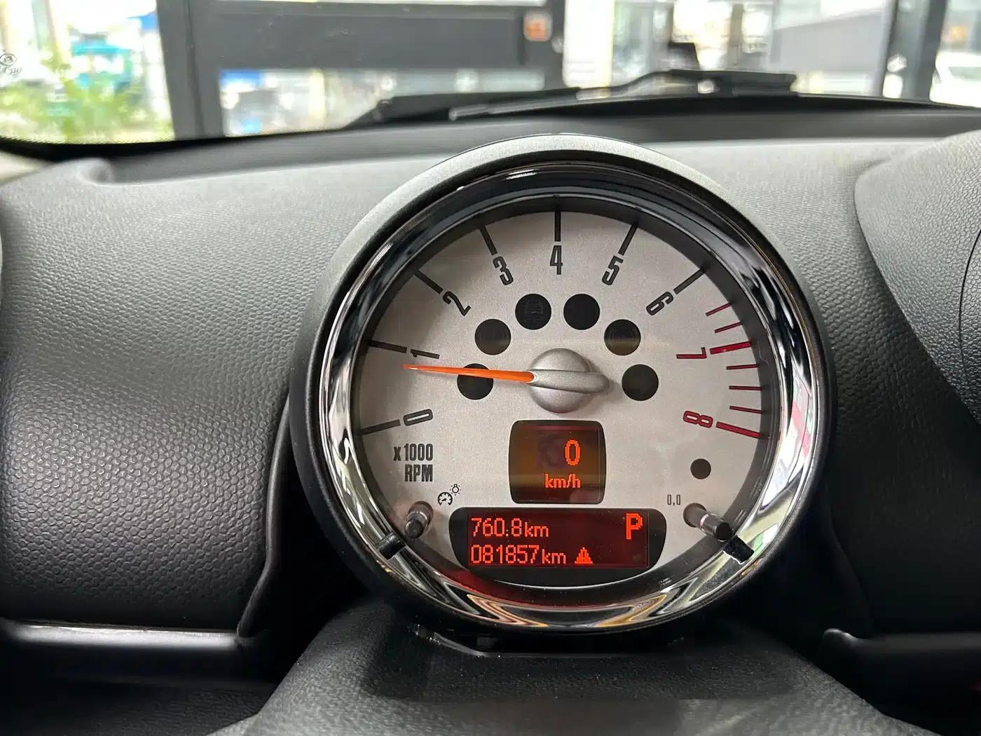 MINI COUNTRYMAN 2011 1.6T COOPER S ALL4 — миниатюра 19