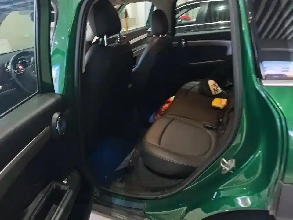 2022 MINI COUNTRYMAN Facelift 1.5T COOPER ALL4 Connoisseur — миниатюра 3