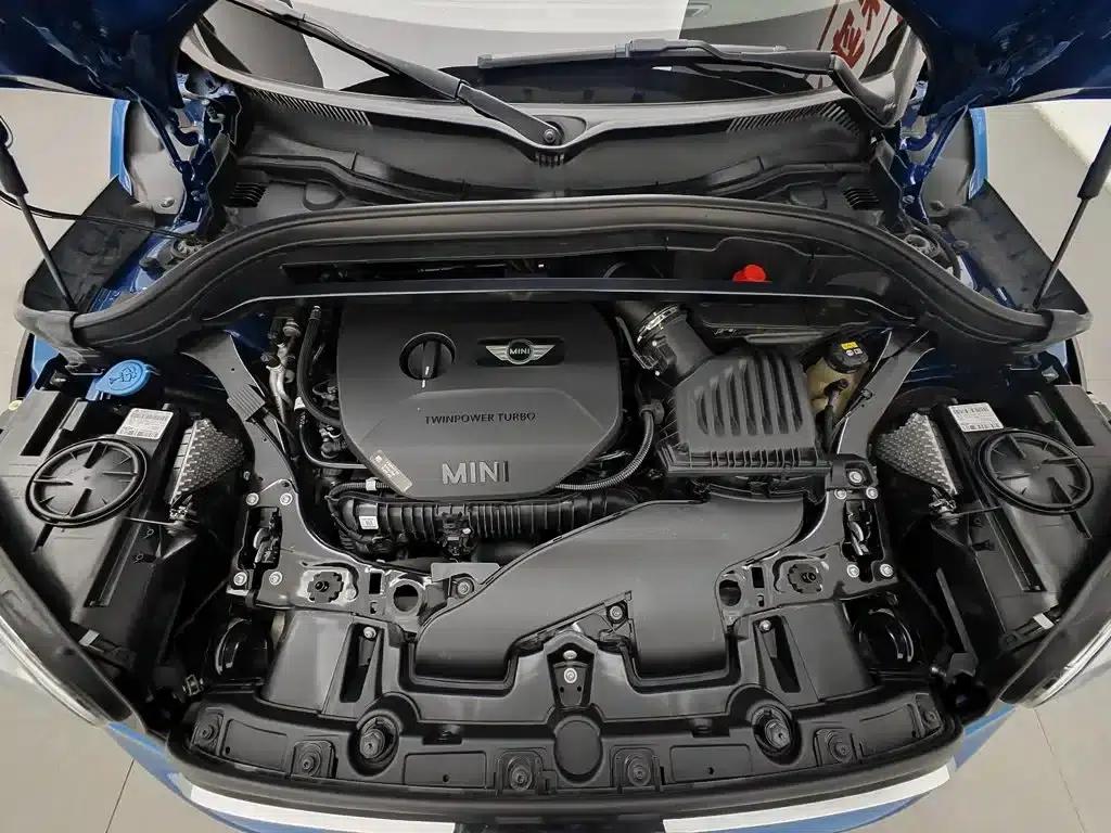 2017 MINI COUNTRYMAN 2.0T COOPER S ALL4 — миниатюра 6