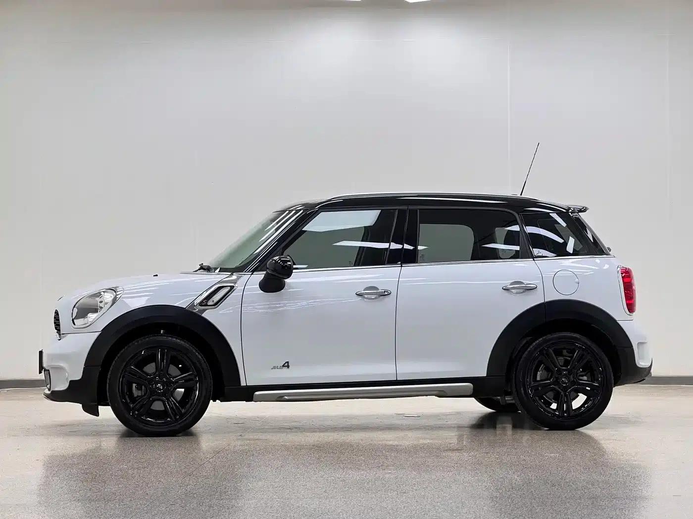 MINI COUNTRYMAN 2014 1.6T COOPER S ALL4 — миниатюра 4