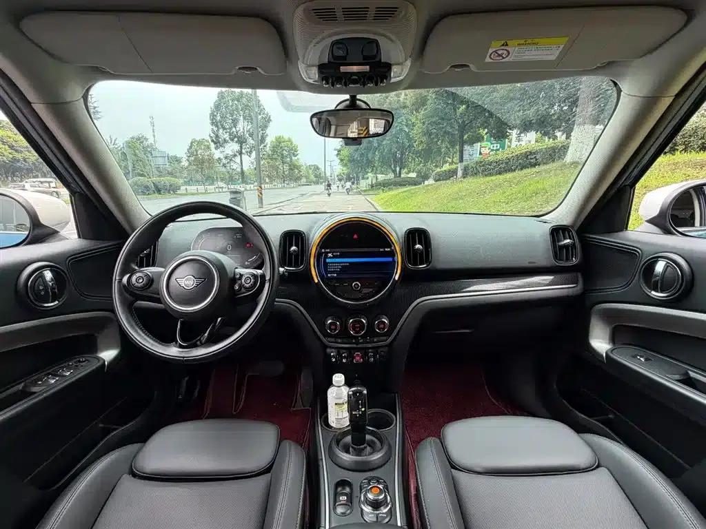 2021 MINI COUNTRYMAN 1.5T COOPER ALL4 — миниатюра 13