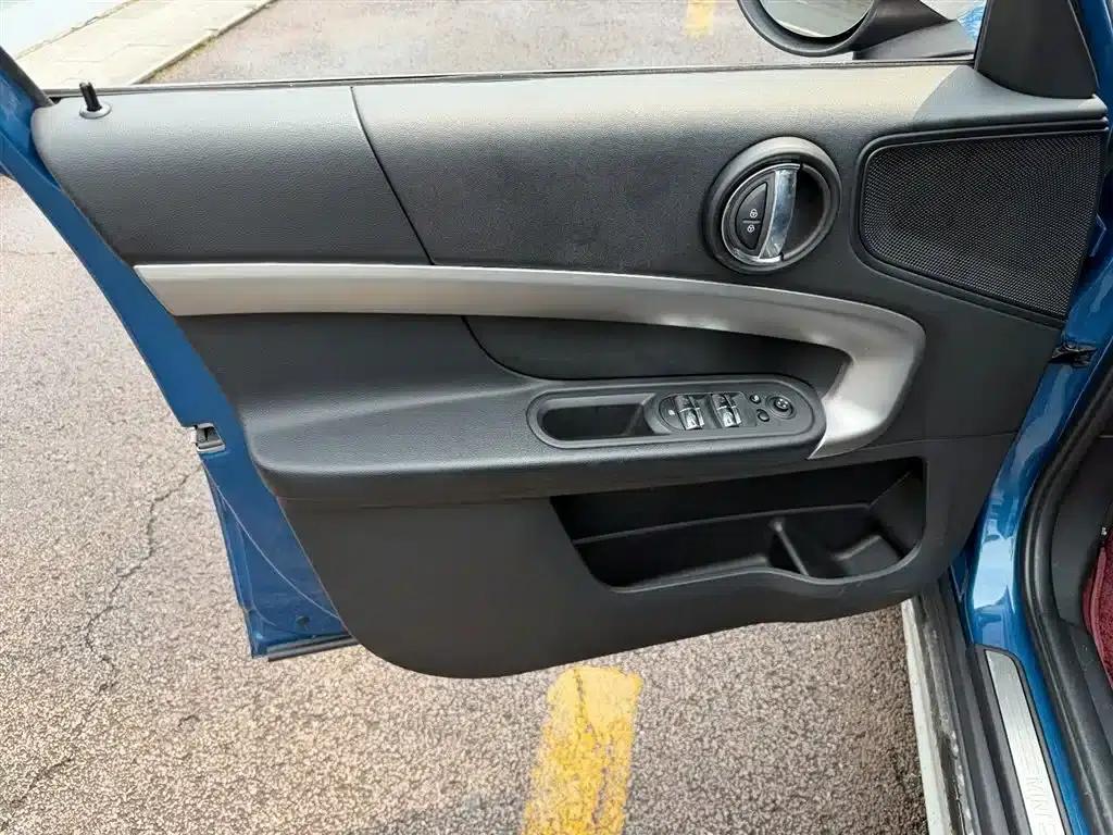 2021 MINI COUNTRYMAN 1.5T COOPER ALL4 — миниатюра 6