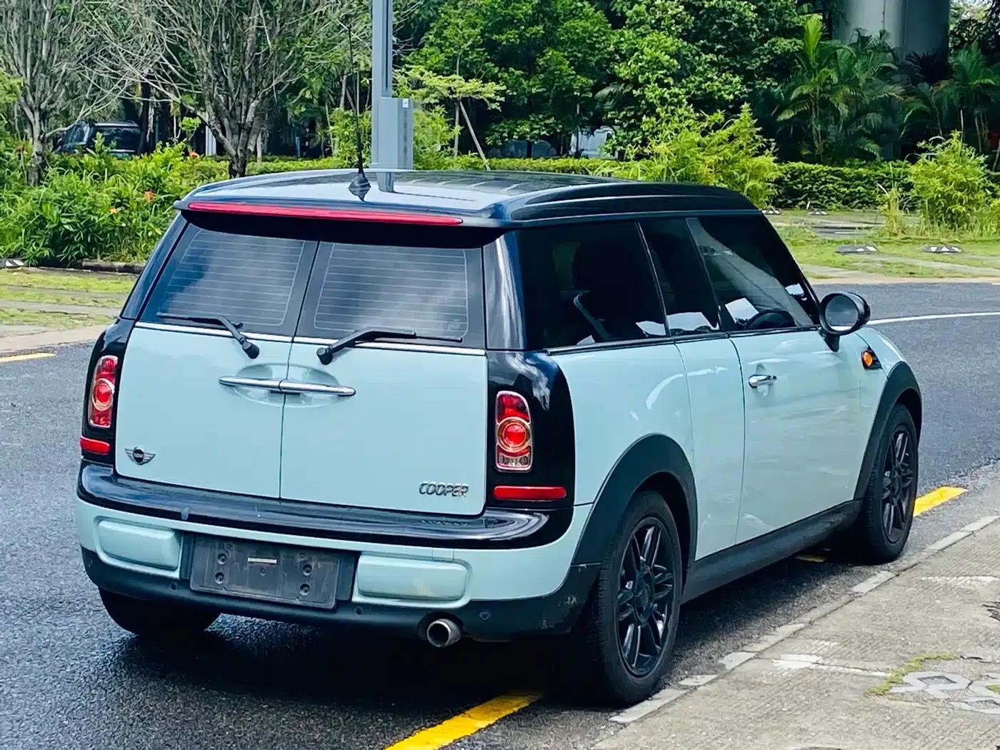 2011 MINI CLUBMAN 1.6L COOPER Fun — миниатюра 4