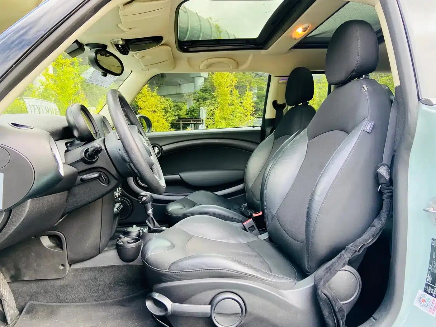 2011 MINI CLUBMAN 1.6L COOPER Fun — миниатюра 5