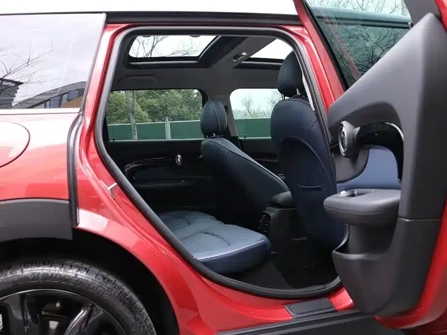 2022 MINI CLUBMAN 1.5T COOPER Connoisseur — миниатюра 14