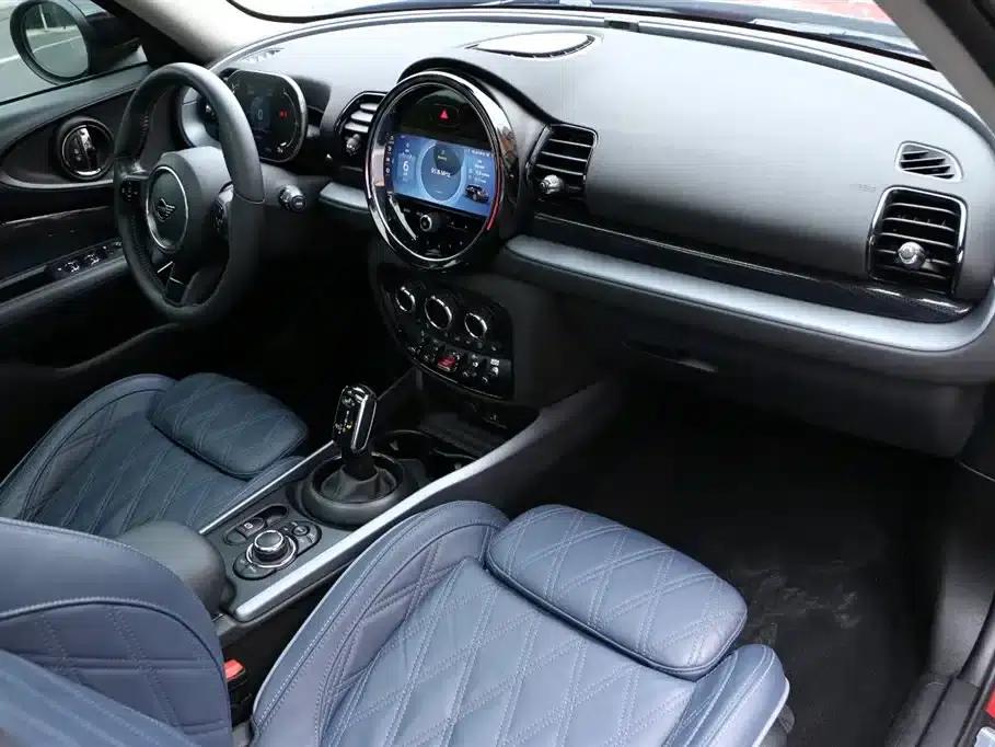 2022 MINI CLUBMAN 1.5T COOPER Connoisseur — миниатюра 15