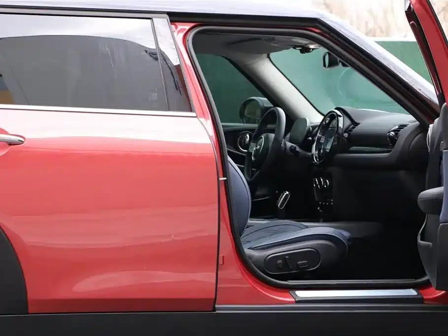 2022 MINI CLUBMAN 1.5T COOPER Connoisseur — миниатюра 17