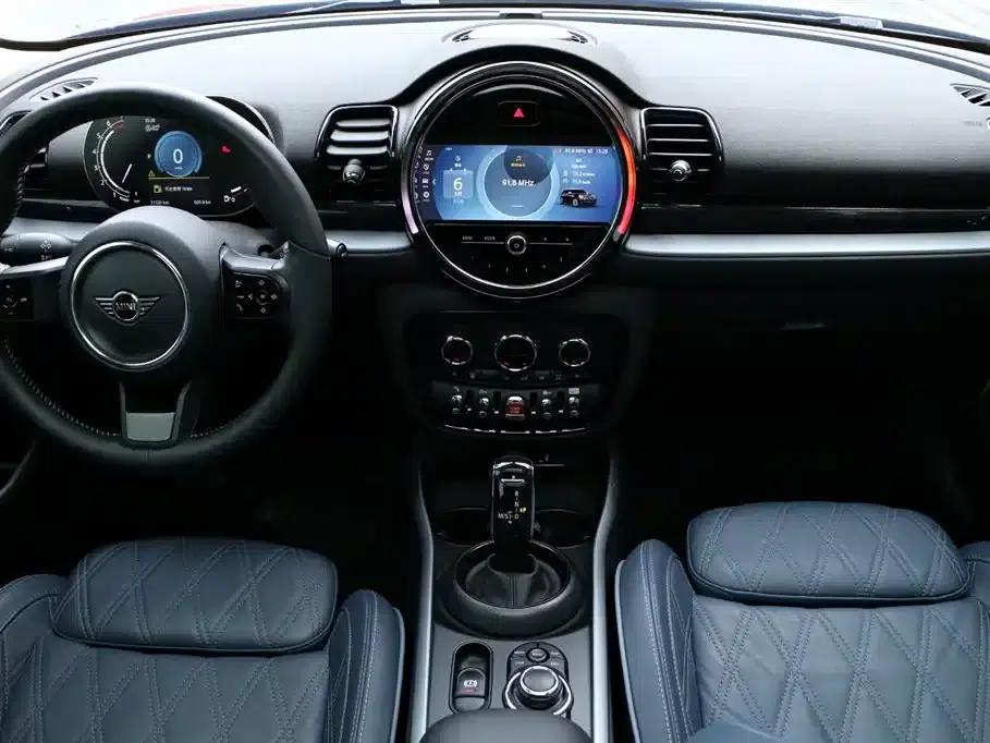2022 MINI CLUBMAN 1.5T COOPER Connoisseur — миниатюра 24