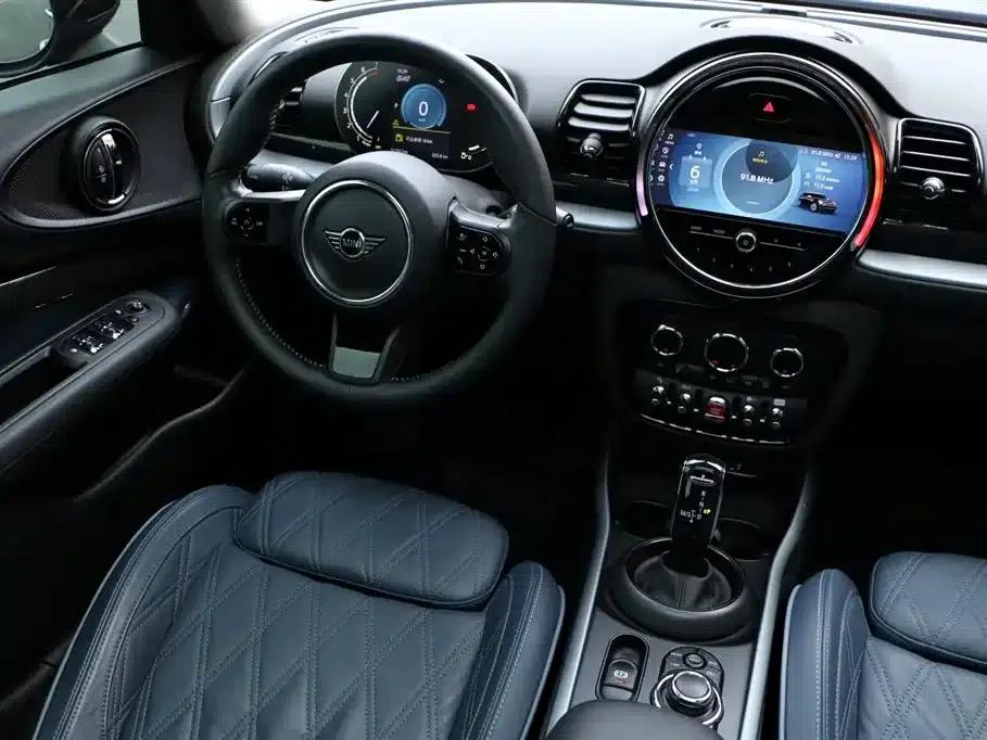 2022 MINI CLUBMAN 1.5T COOPER Connoisseur — миниатюра 8