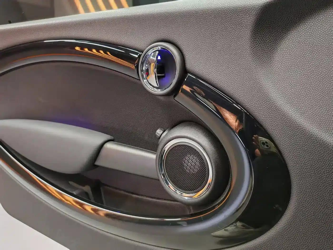 2011 MINI CLUBMAN 1.6T COOPER S Hampton — миниатюра 12