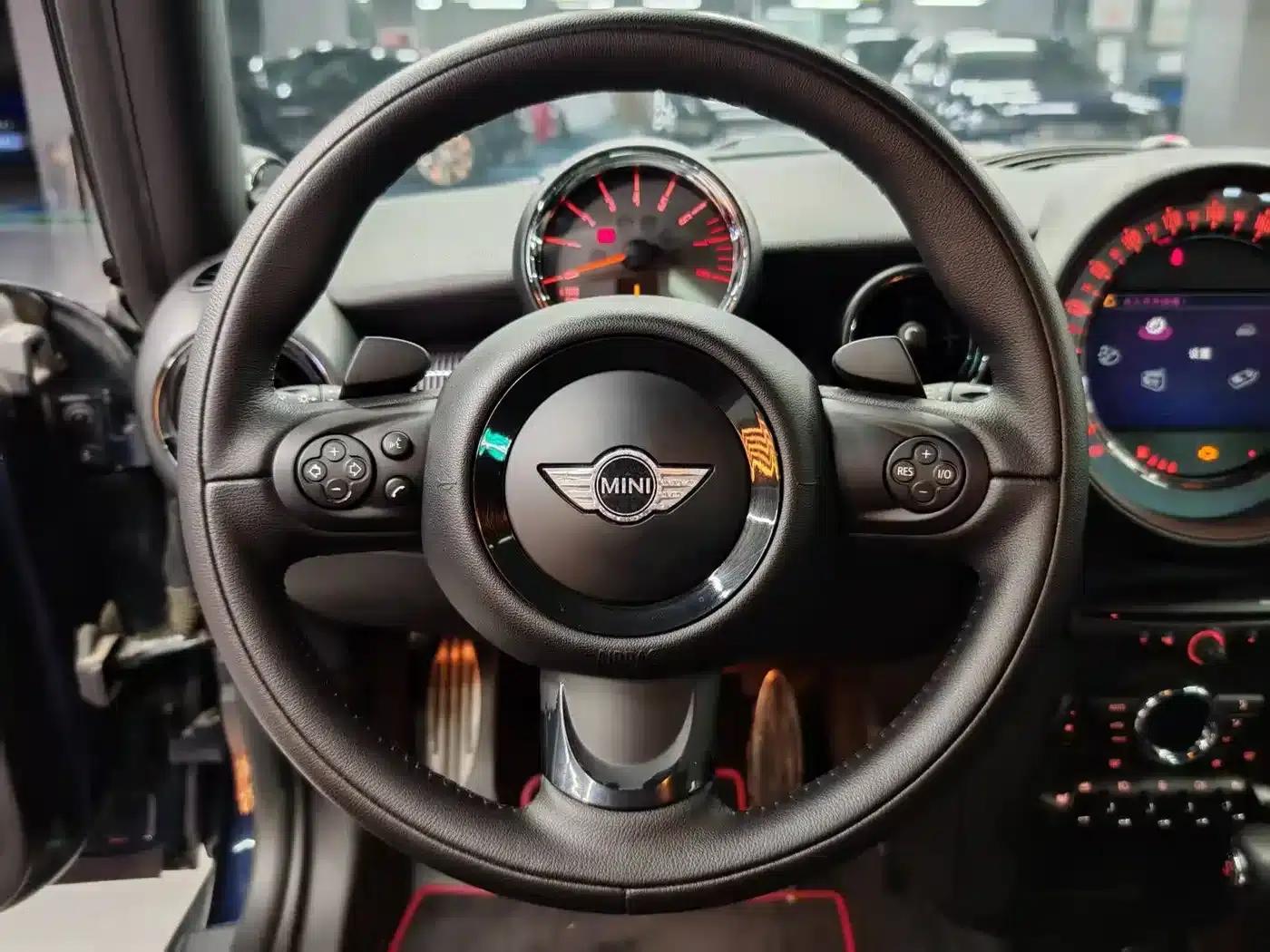 2011 MINI CLUBMAN 1.6T COOPER S Hampton — миниатюра 23