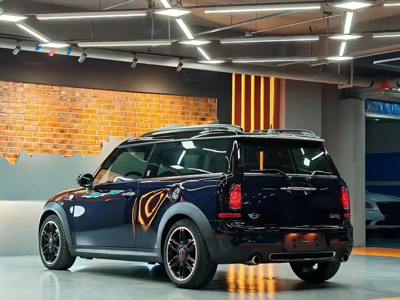 2011 MINI CLUBMAN 1.6T COOPER S Hampton — миниатюра 32