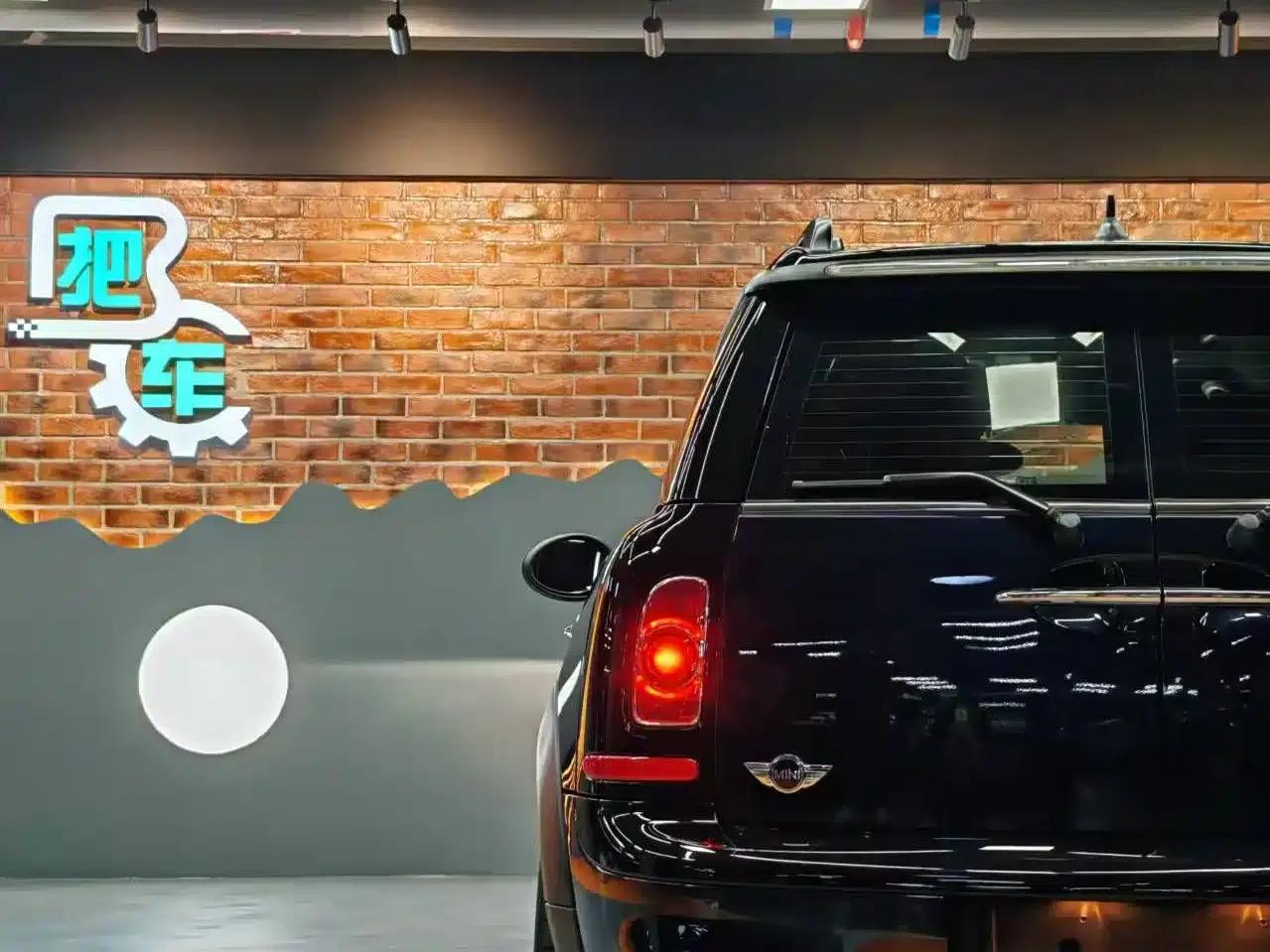 2011 MINI CLUBMAN 1.6T COOPER S Hampton — миниатюра 33