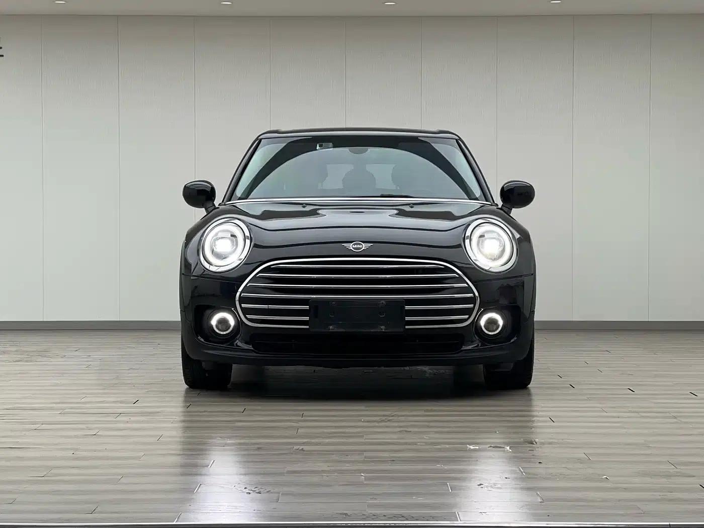 2019 MINI CLUBMAN 1.5T COOPER — миниатюра 2