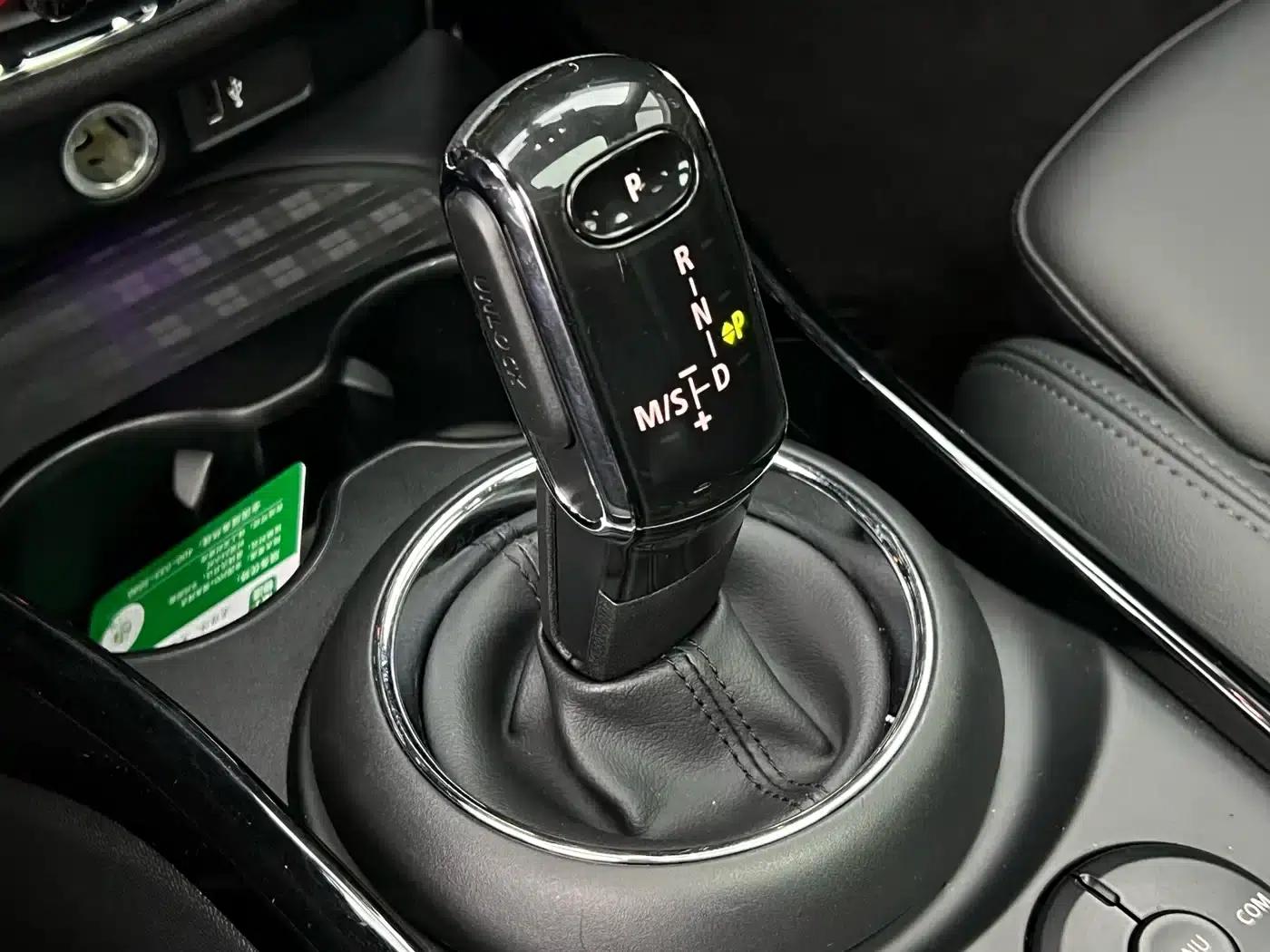 2019 MINI CLUBMAN 1.5T COOPER — миниатюра 15