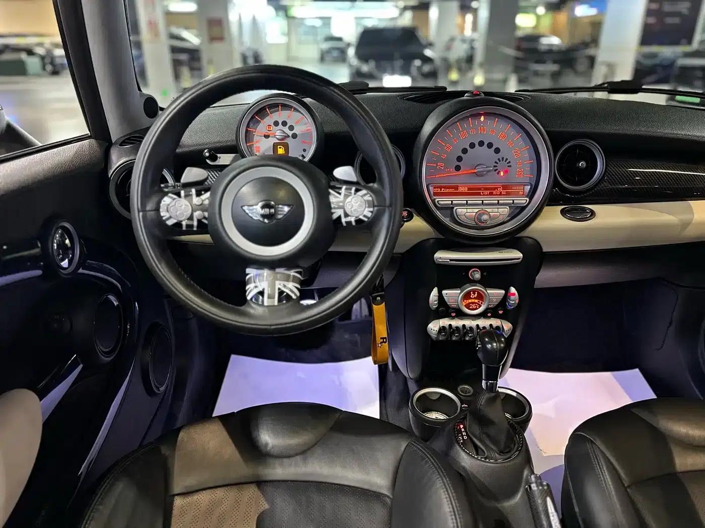 2008 MINI CLUBMAN 1.6T COOPER S — миниатюра 12