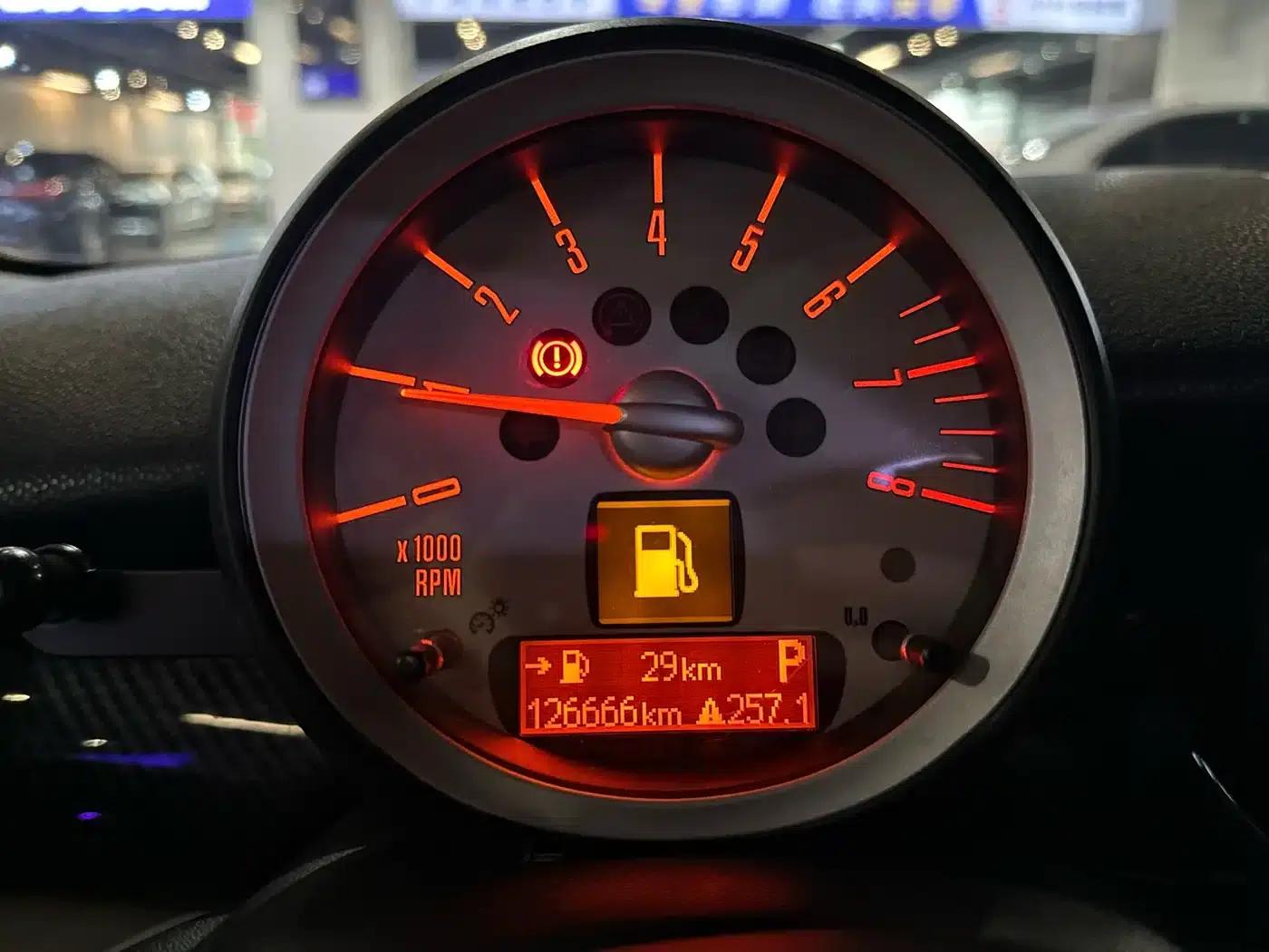 2008 MINI CLUBMAN 1.6T COOPER S — миниатюра 16