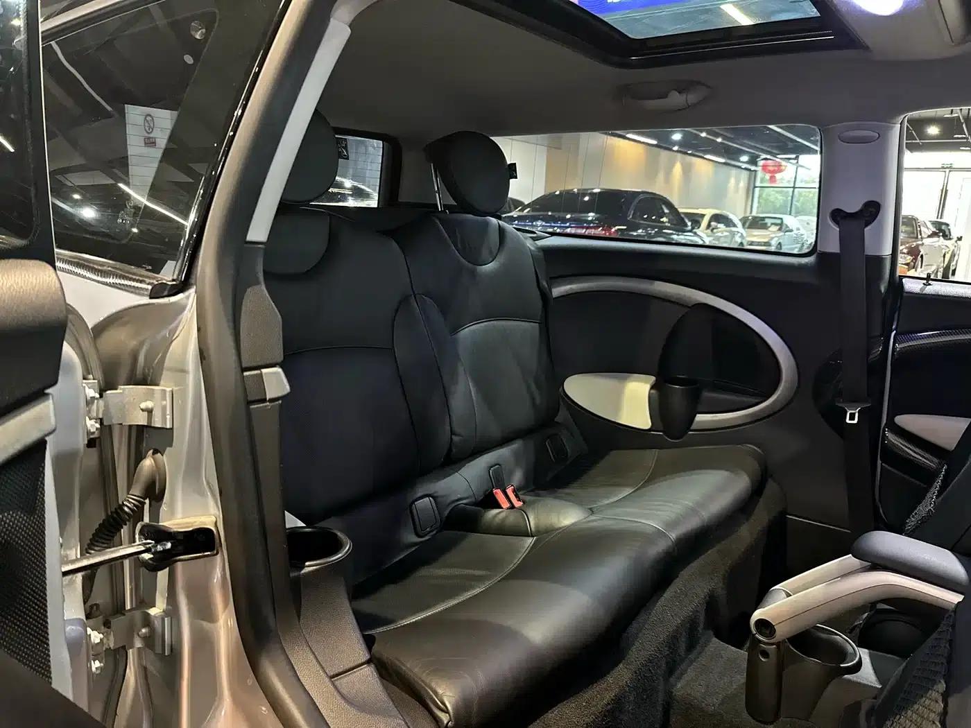 2008 MINI CLUBMAN 1.6T COOPER S — миниатюра 10