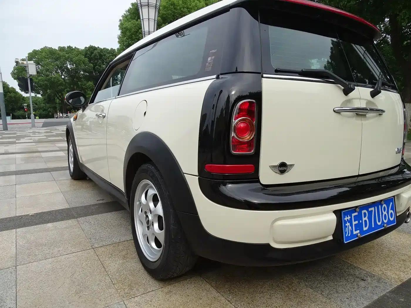 MINI CLUBMAN 2013 1.6L COOPER Bond Street — миниатюра 15