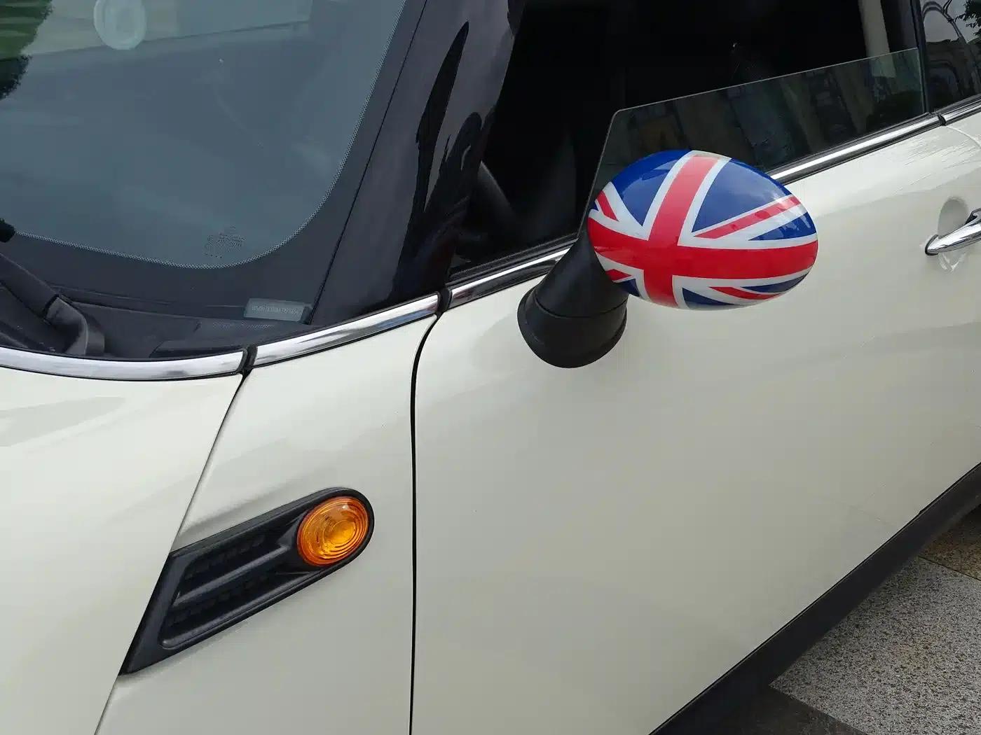 MINI CLUBMAN 2013 1.6L COOPER Bond Street — миниатюра 18