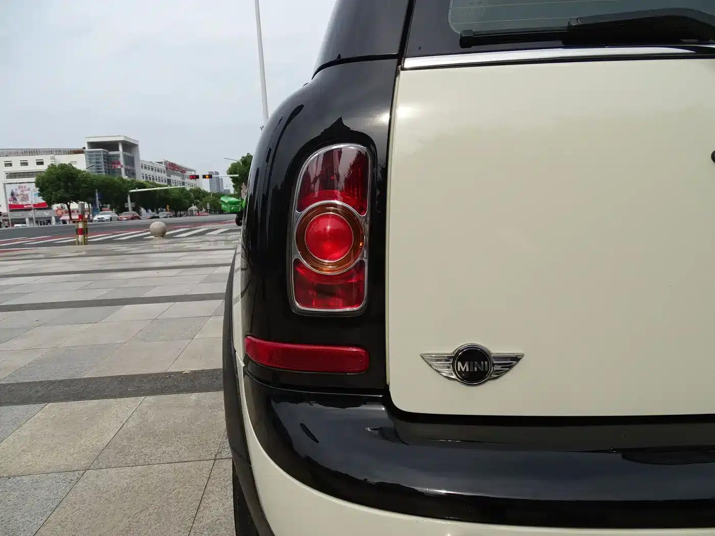MINI CLUBMAN 2013 1.6L COOPER Bond Street — миниатюра 22