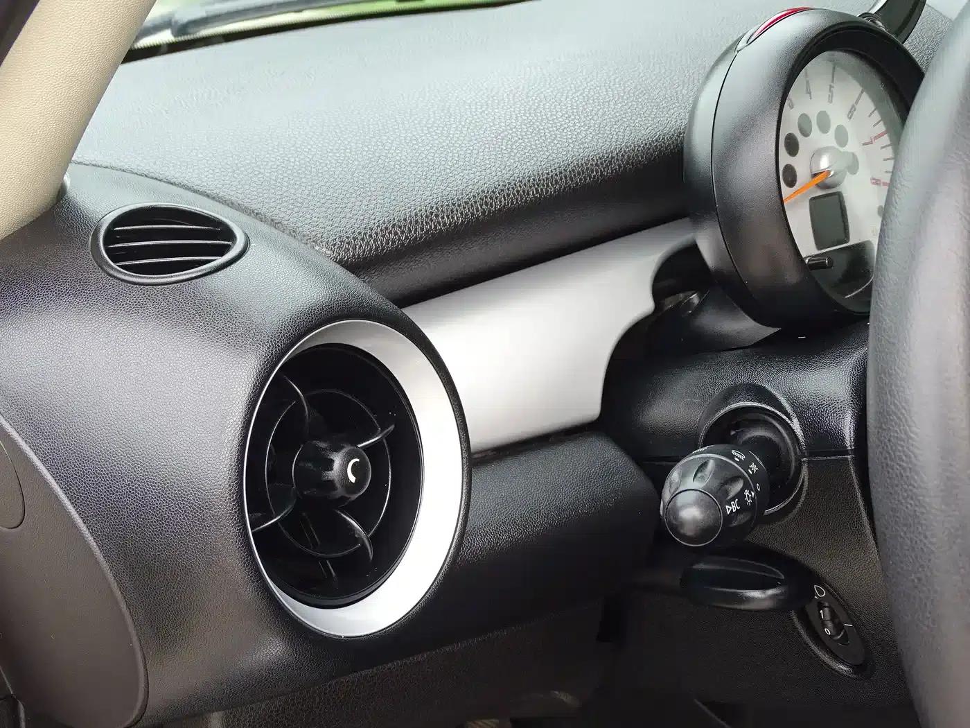 MINI CLUBMAN 2013 1.6L COOPER Bond Street — миниатюра 26