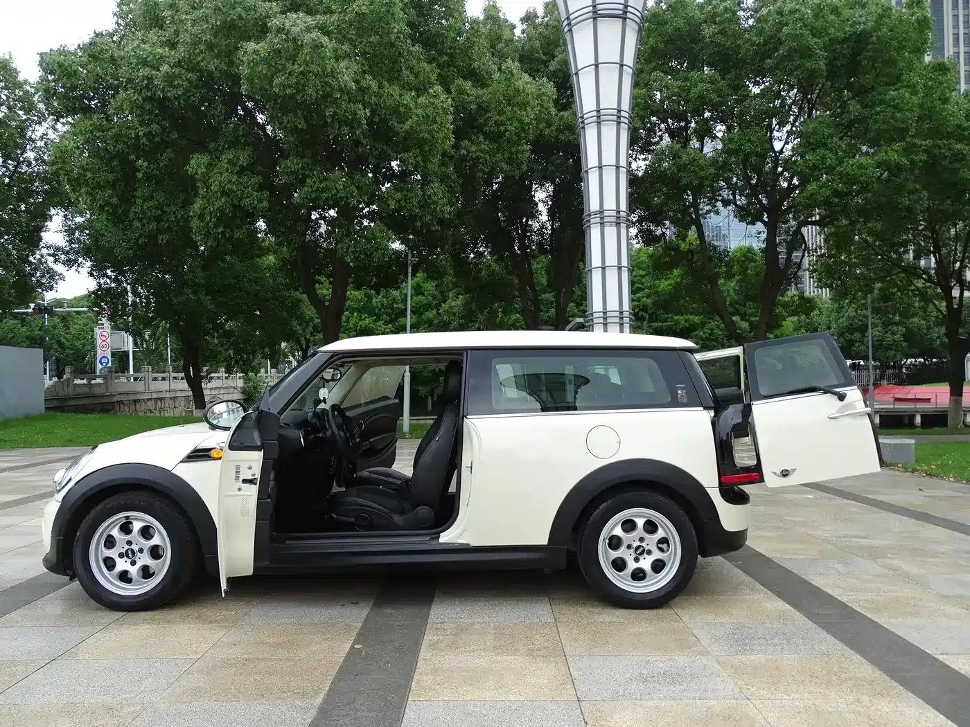 MINI CLUBMAN 2013 1.6L COOPER Bond Street — миниатюра 50