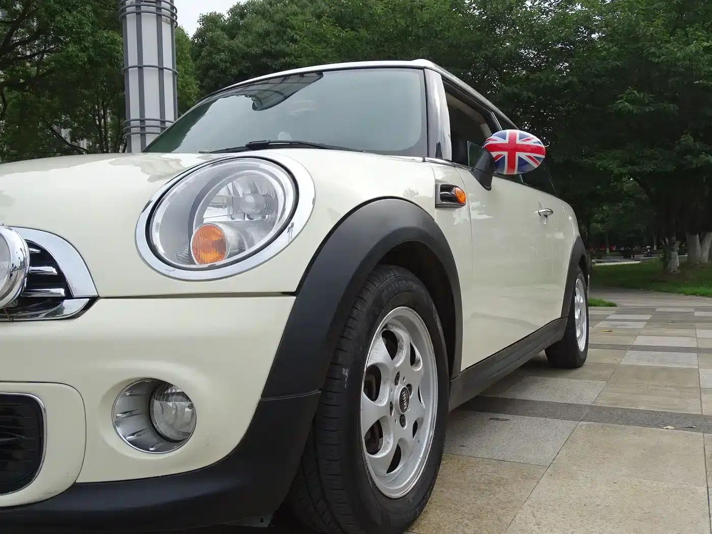 MINI CLUBMAN 2013 1.6L COOPER Bond Street — миниатюра 9