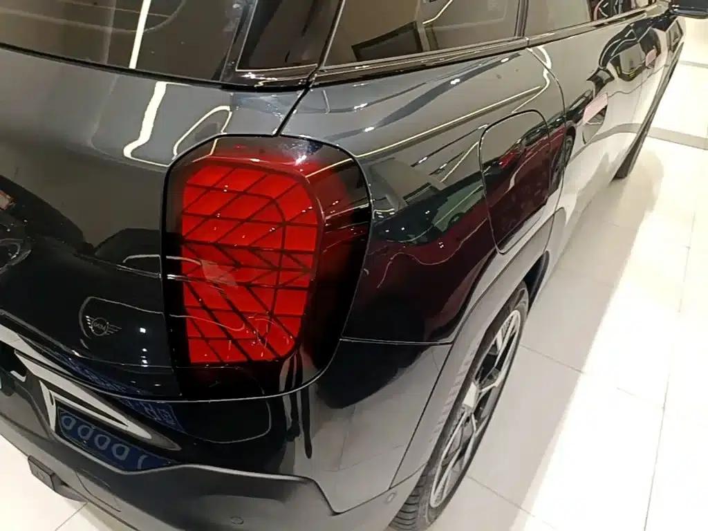 2024 Electric MINI Aceman E Classic — миниатюра 8