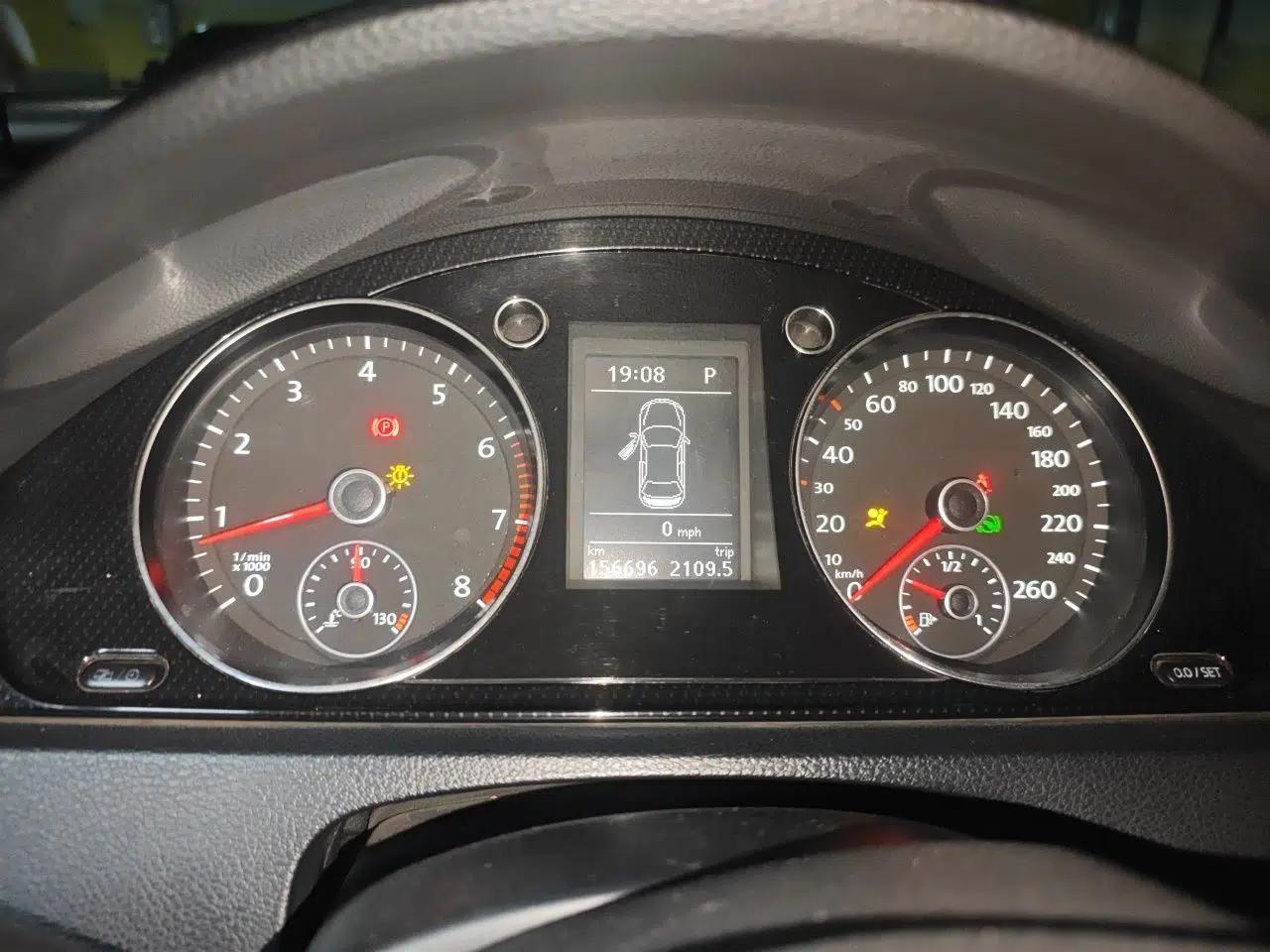 Volkswagen Magotan 2015 Facelift 1.8TSI Luxury Model — миниатюра 11
