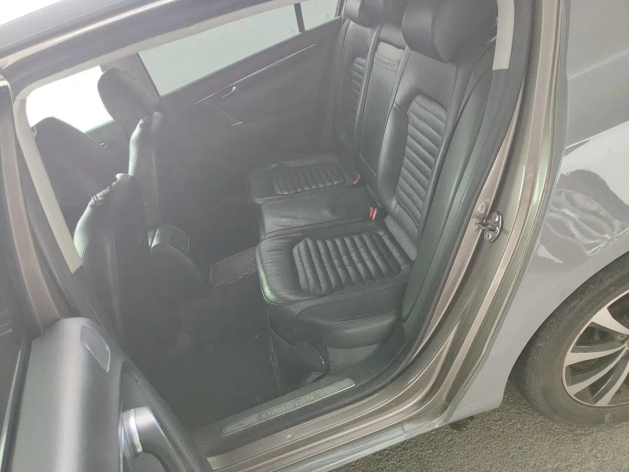 Volkswagen Magotan 2013 1.8TSI Luxury Model — миниатюра 17