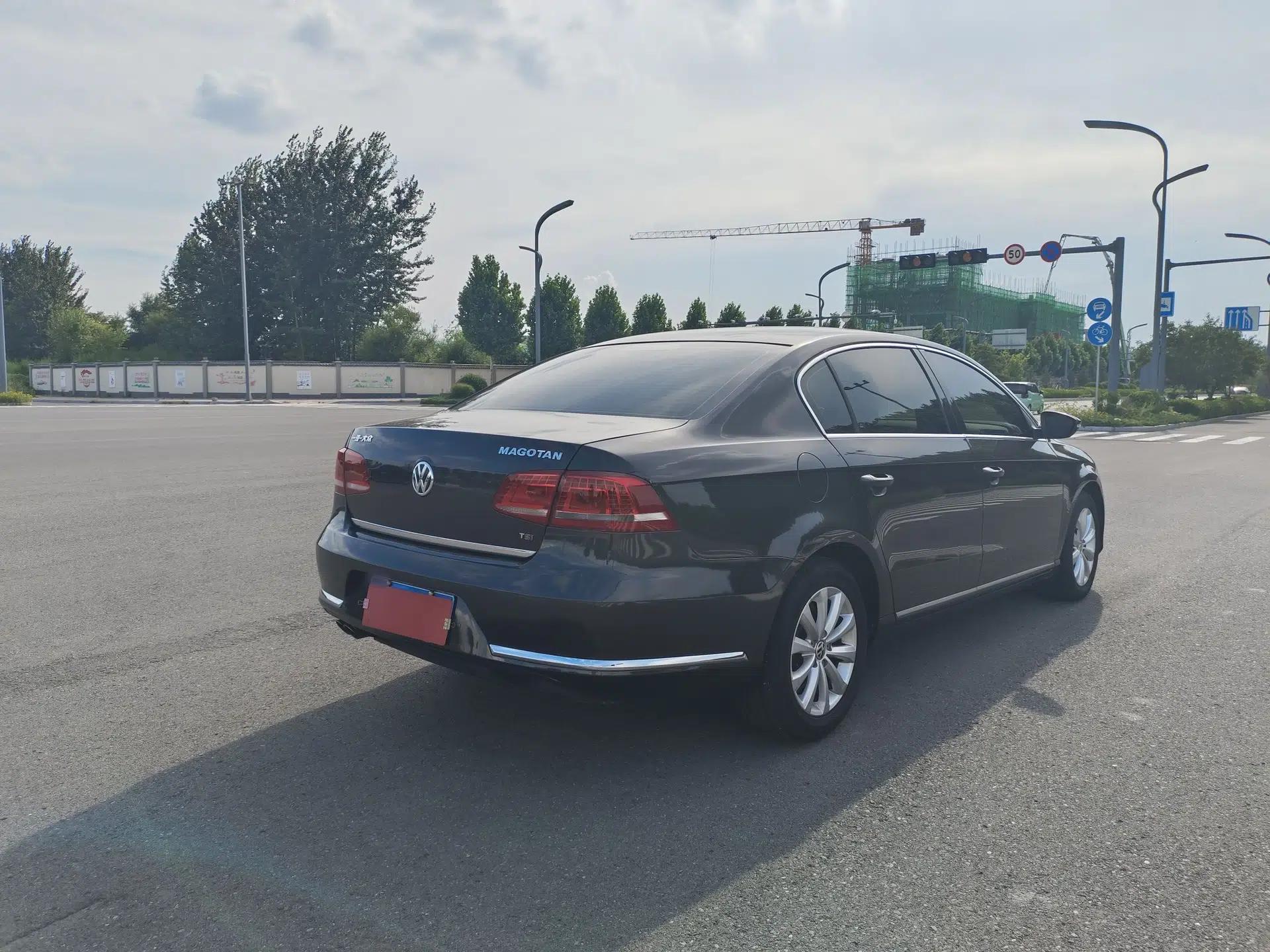 Volkswagen Magotan 2015 1.8TSI Luxury Model — миниатюра 6