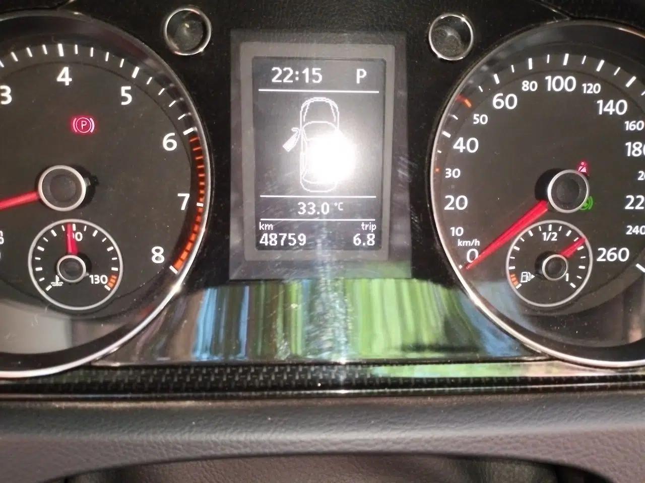 Volkswagen Magotan 2015 1.8TSI Luxury Model — миниатюра 16