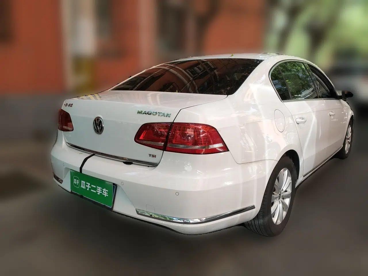 Volkswagen Magotan 2015 1.8TSI Luxury Model — миниатюра 6