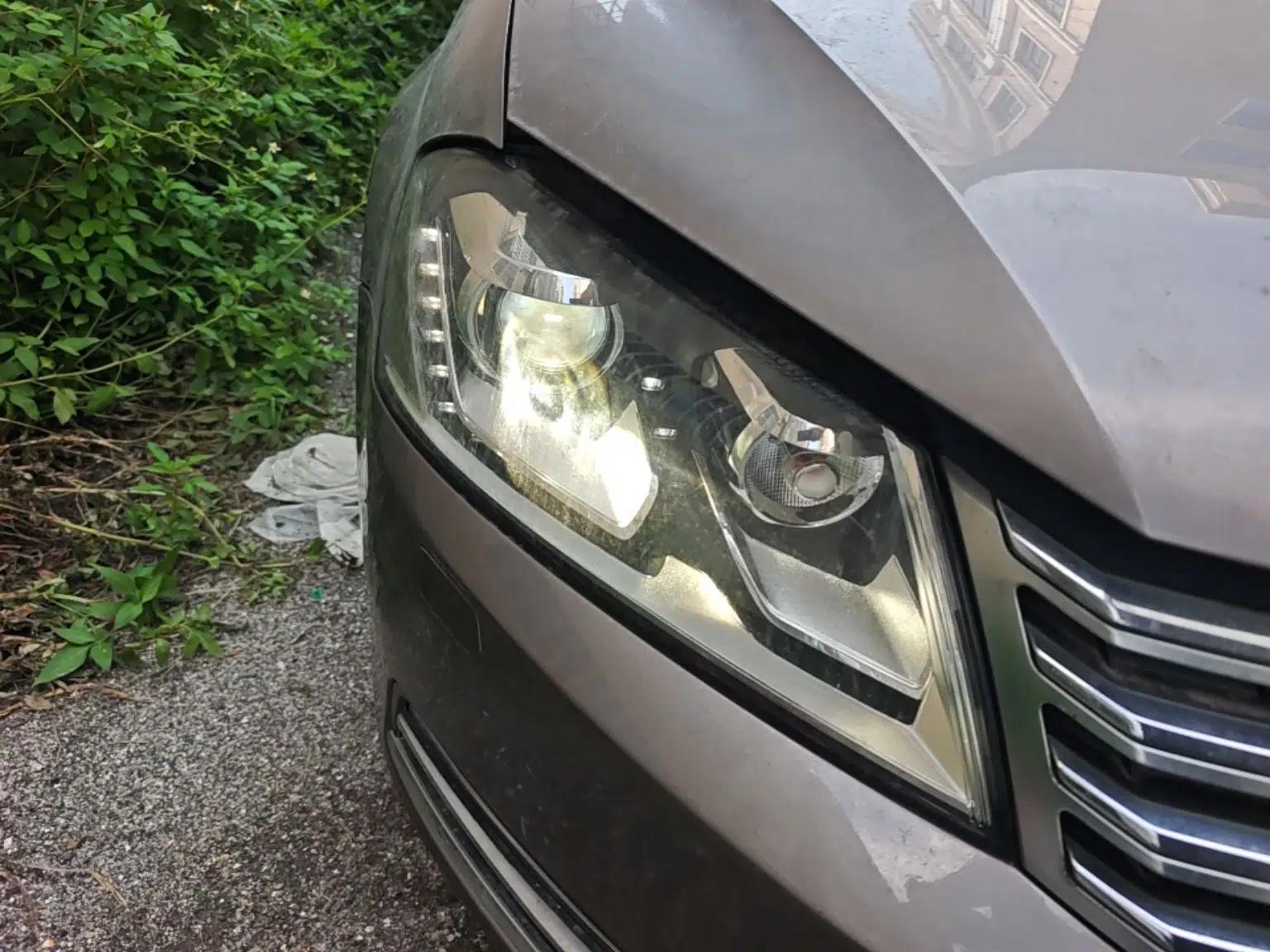 Volkswagen Magotan 2012 1.8TSI Luxury Model — миниатюра 7