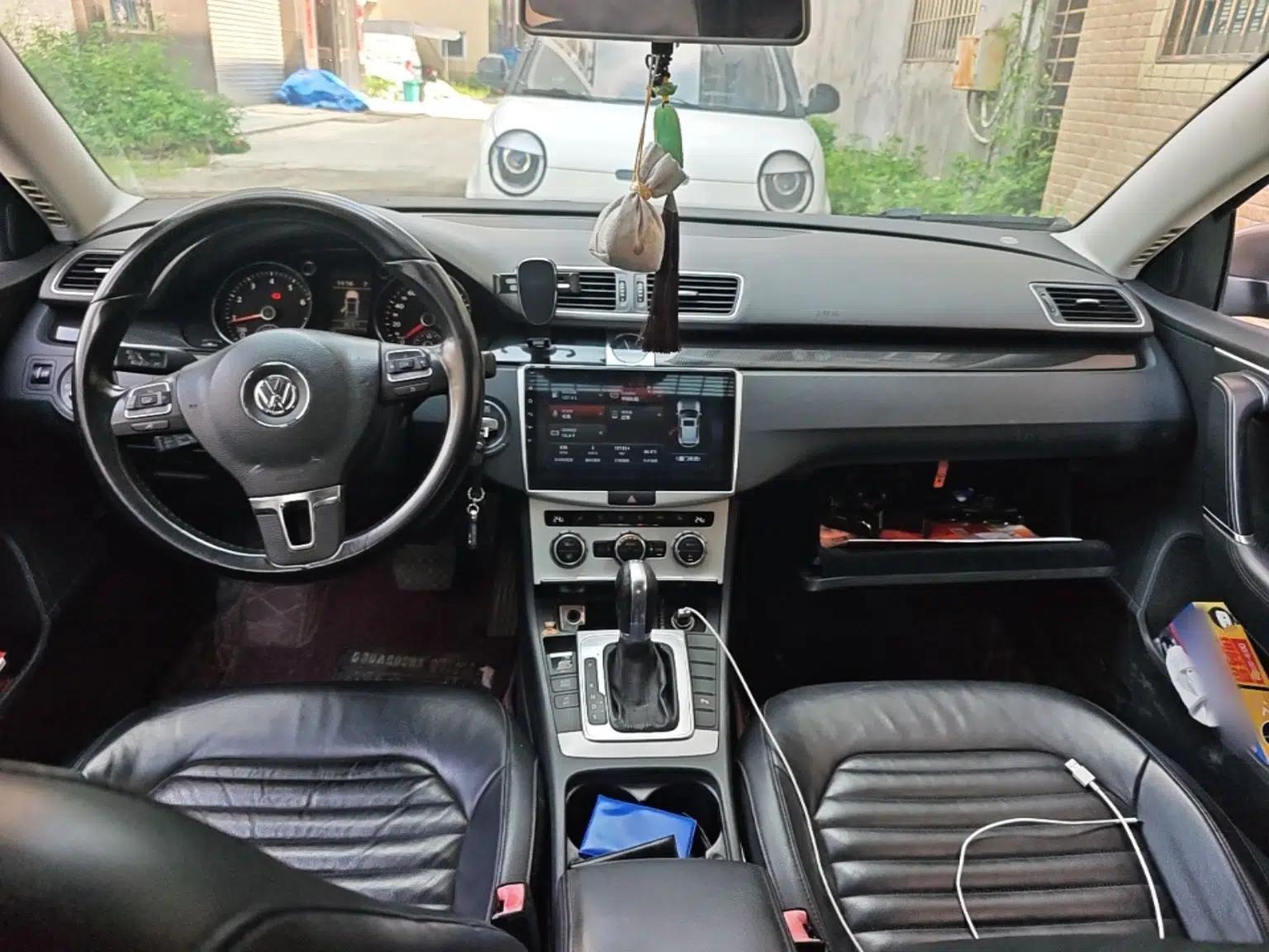 Volkswagen Magotan 2012 1.8TSI Luxury Model — миниатюра 9