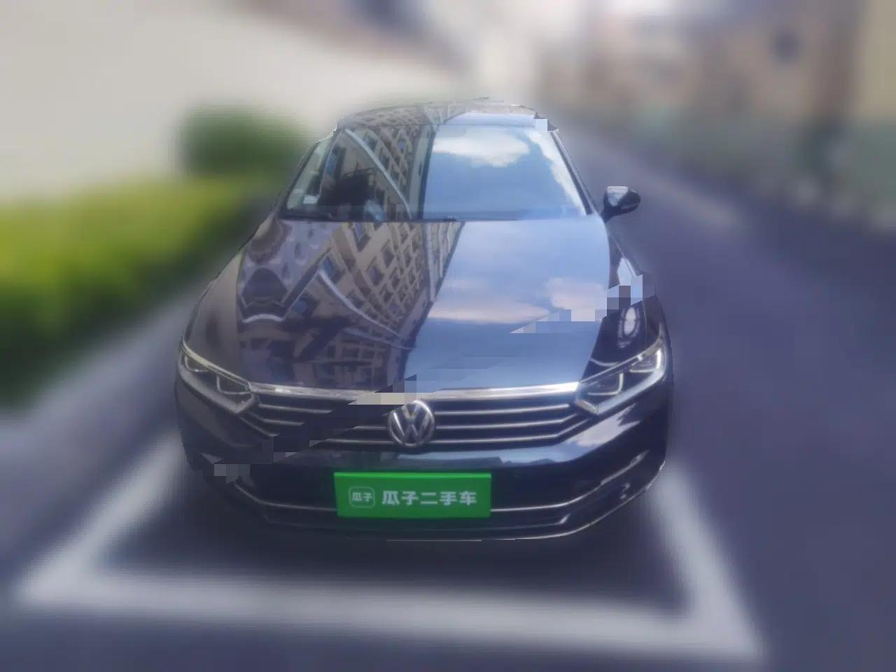 Volkswagen Magotan 2019 330TSI DSG Leading Model China VI Standard — миниатюра 2
