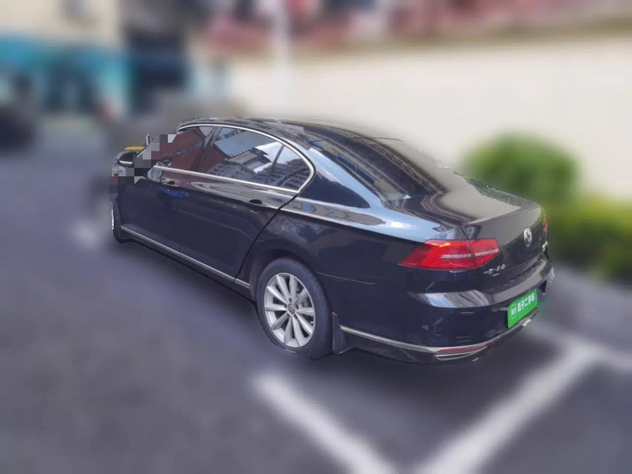 Volkswagen Magotan 2019 330TSI DSG Leading Model China VI Standard — миниатюра 4