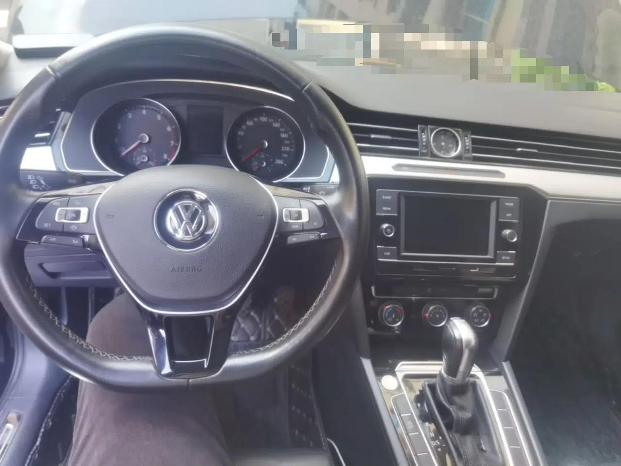 Volkswagen Magotan 2019 330TSI DSG Leading Model China VI Standard — миниатюра 9