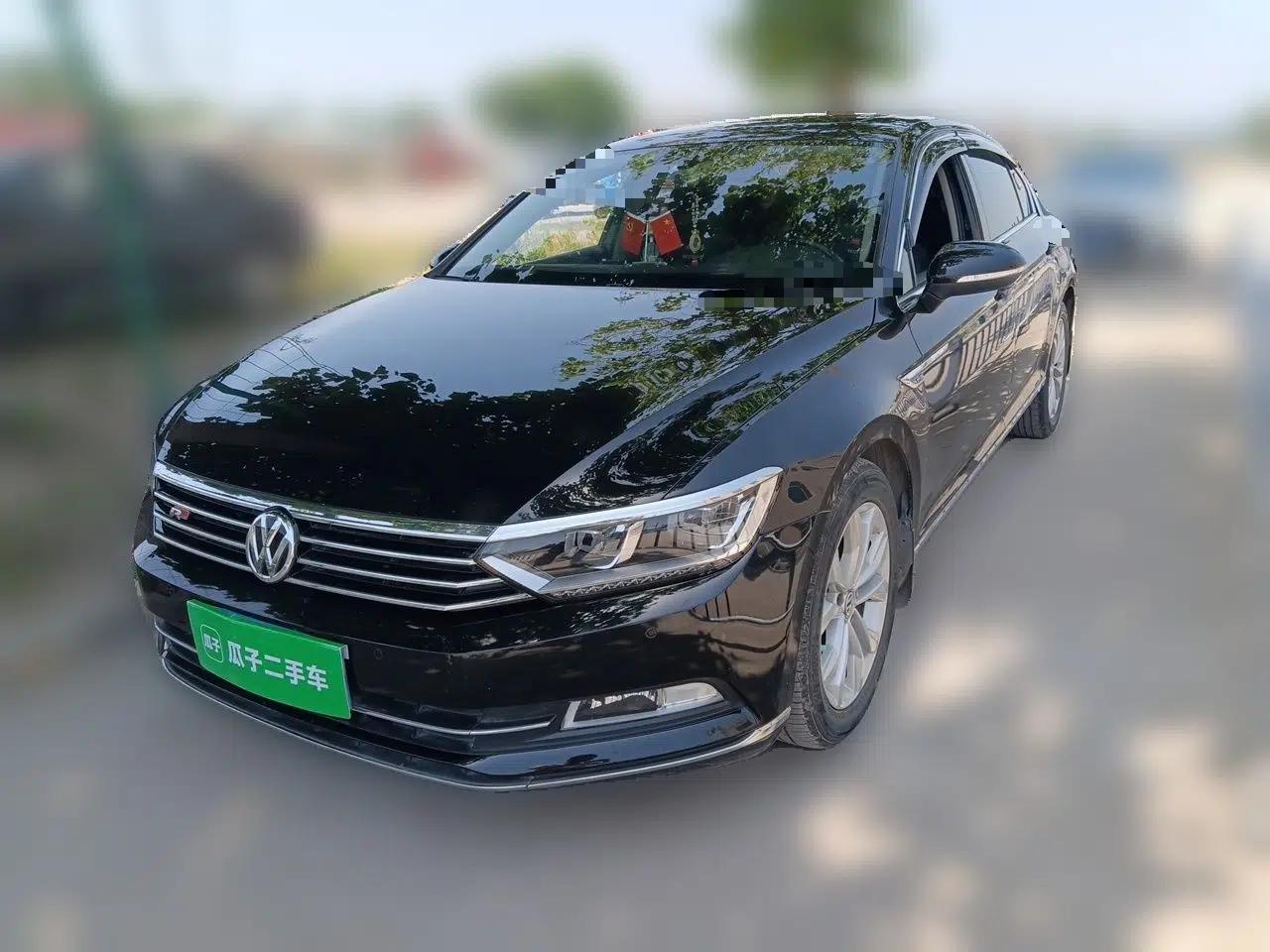 Volkswagen Magotan 2018 Facelift 330TSI DSG Luxury Model — миниатюра 1