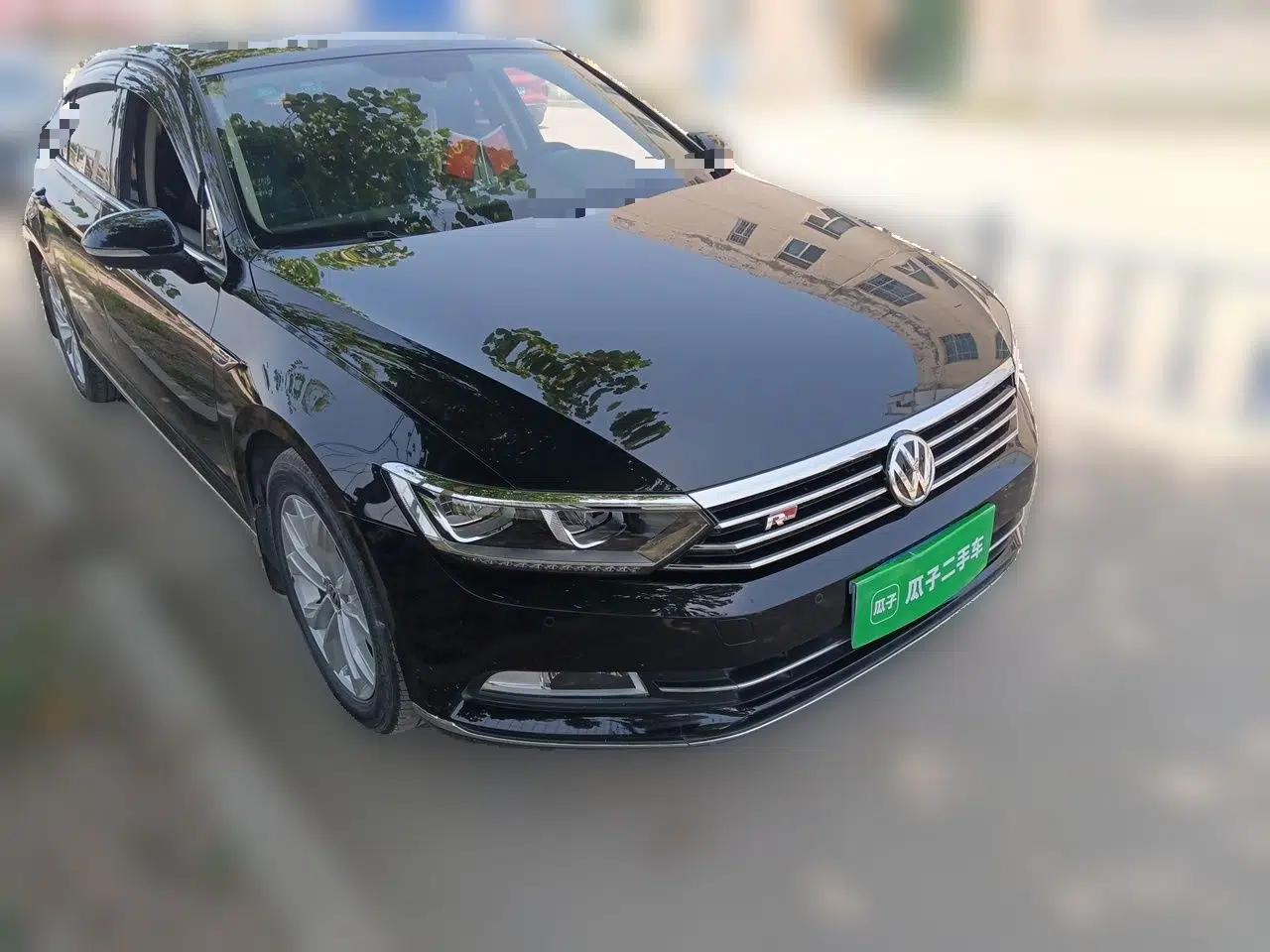 Volkswagen Magotan 2018 Facelift 330TSI DSG Luxury Model — миниатюра 3