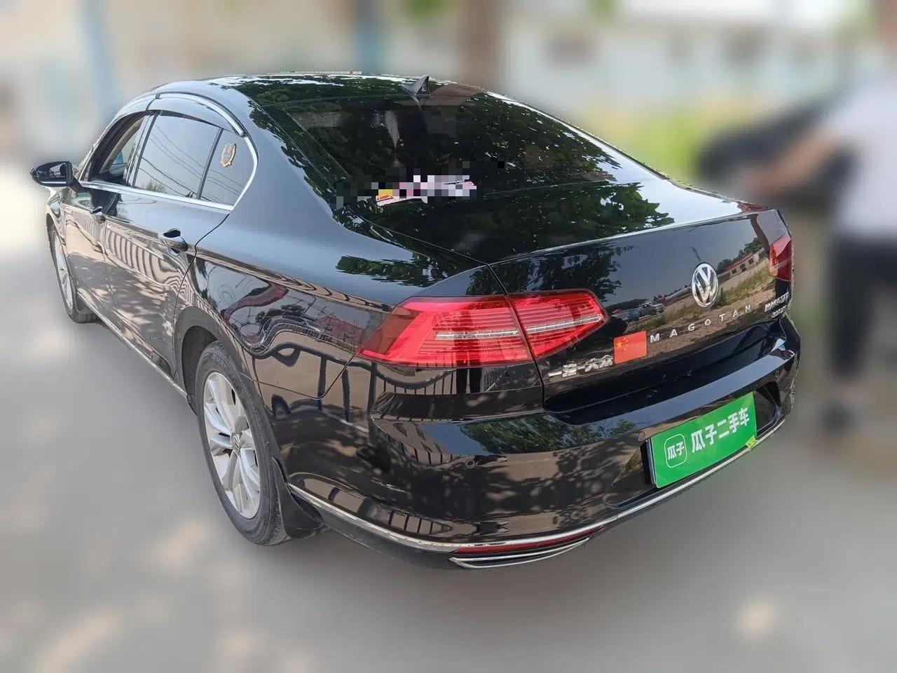 Volkswagen Magotan 2018 Facelift 330TSI DSG Luxury Model — миниатюра 4