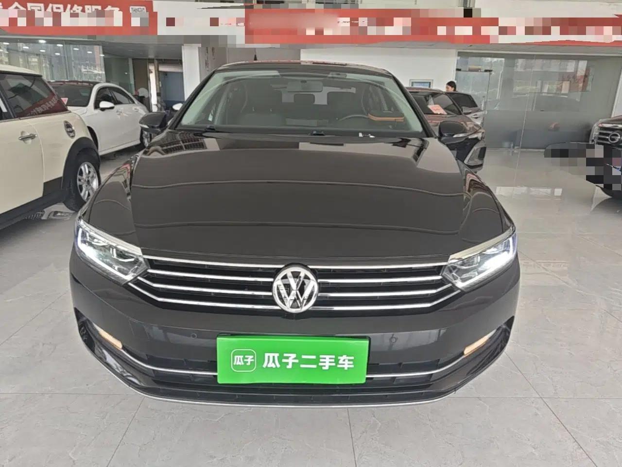 Volkswagen Magotan 2019 280TSI DSG Comfort Model China VI Standard — миниатюра 2